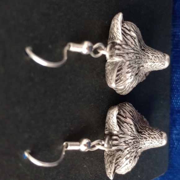 Sterling Silver 3D Wolf Head Dangle Earrings - Picture 14 of 16